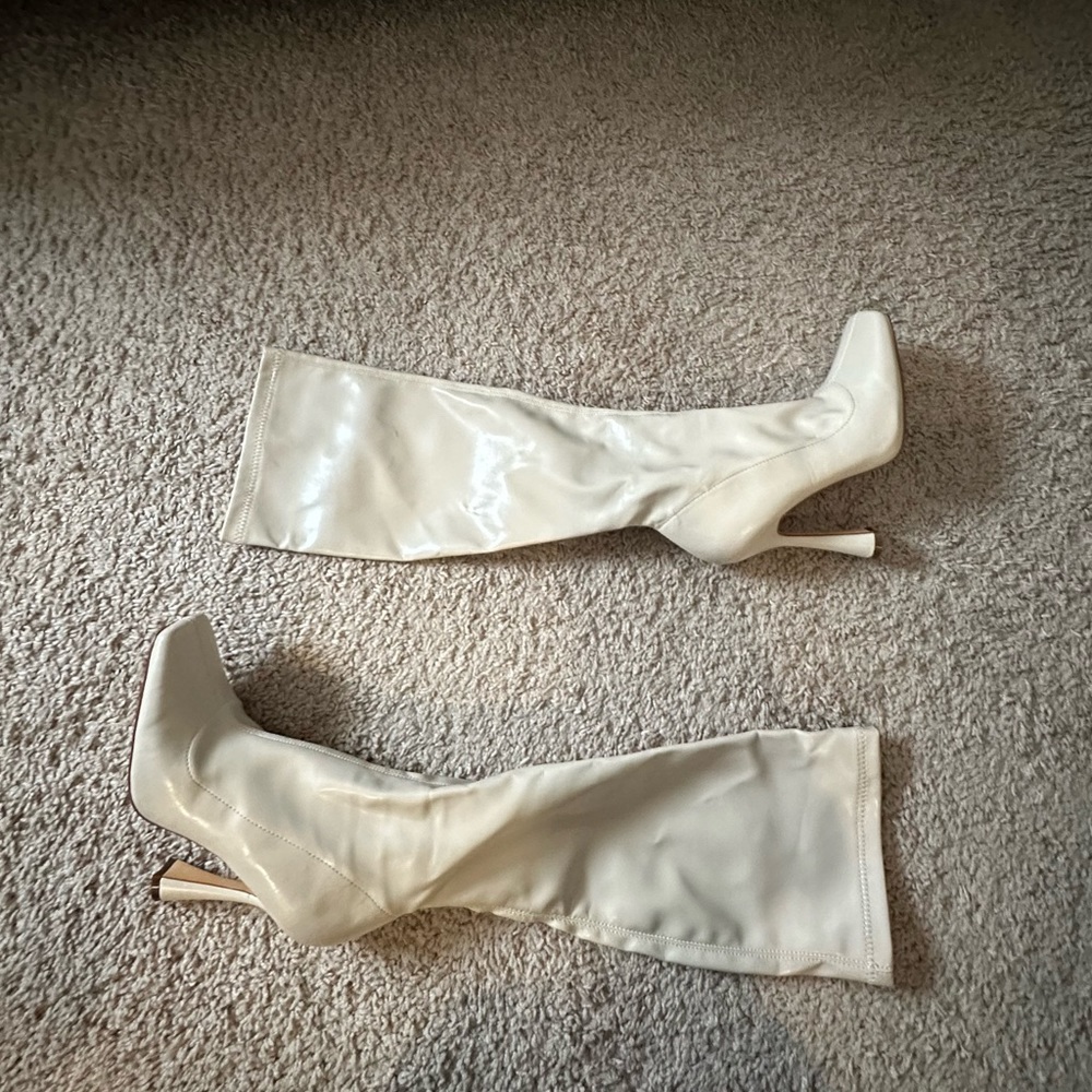Thigh knee-high heel boots